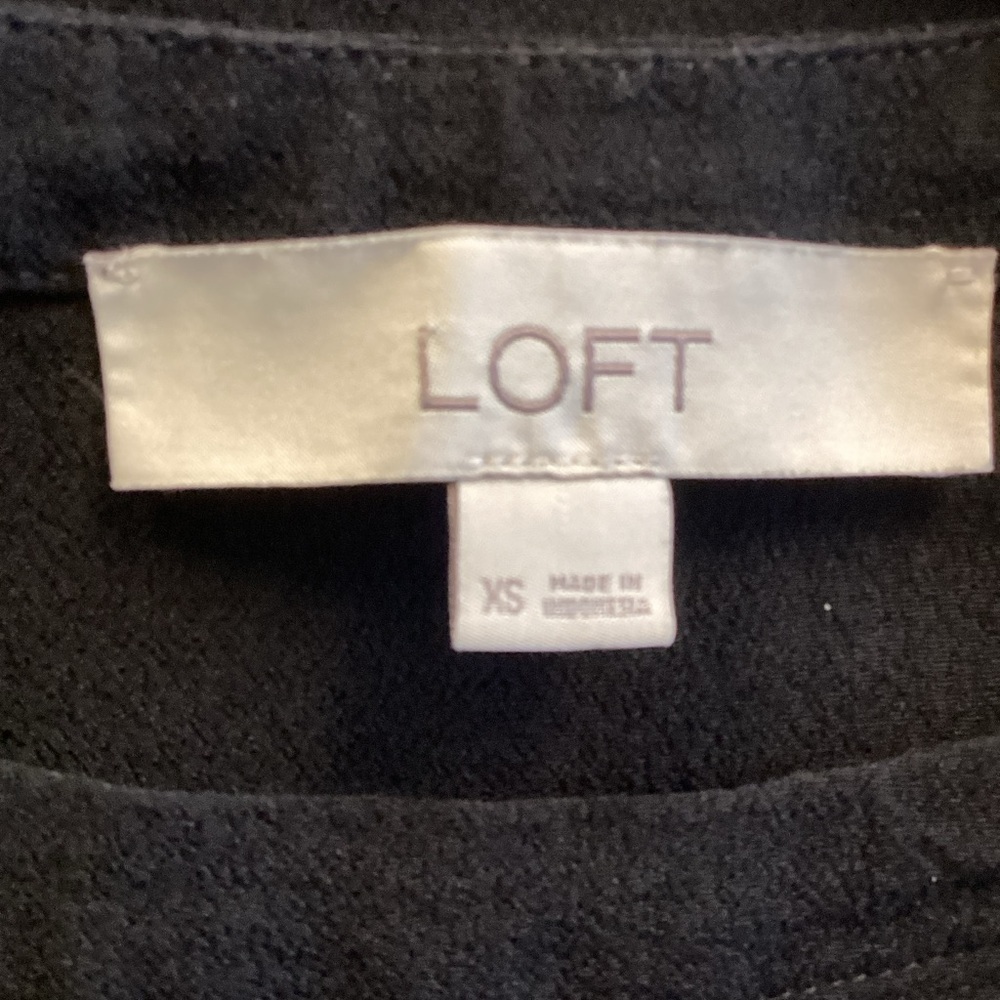 LOFT Black Puff Short Sleeve Blouse Sz XS - Picture 6 of 11